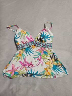 Beach House NWT Adele Endless Summer Floral Tankini Top Size 8 Swimwear